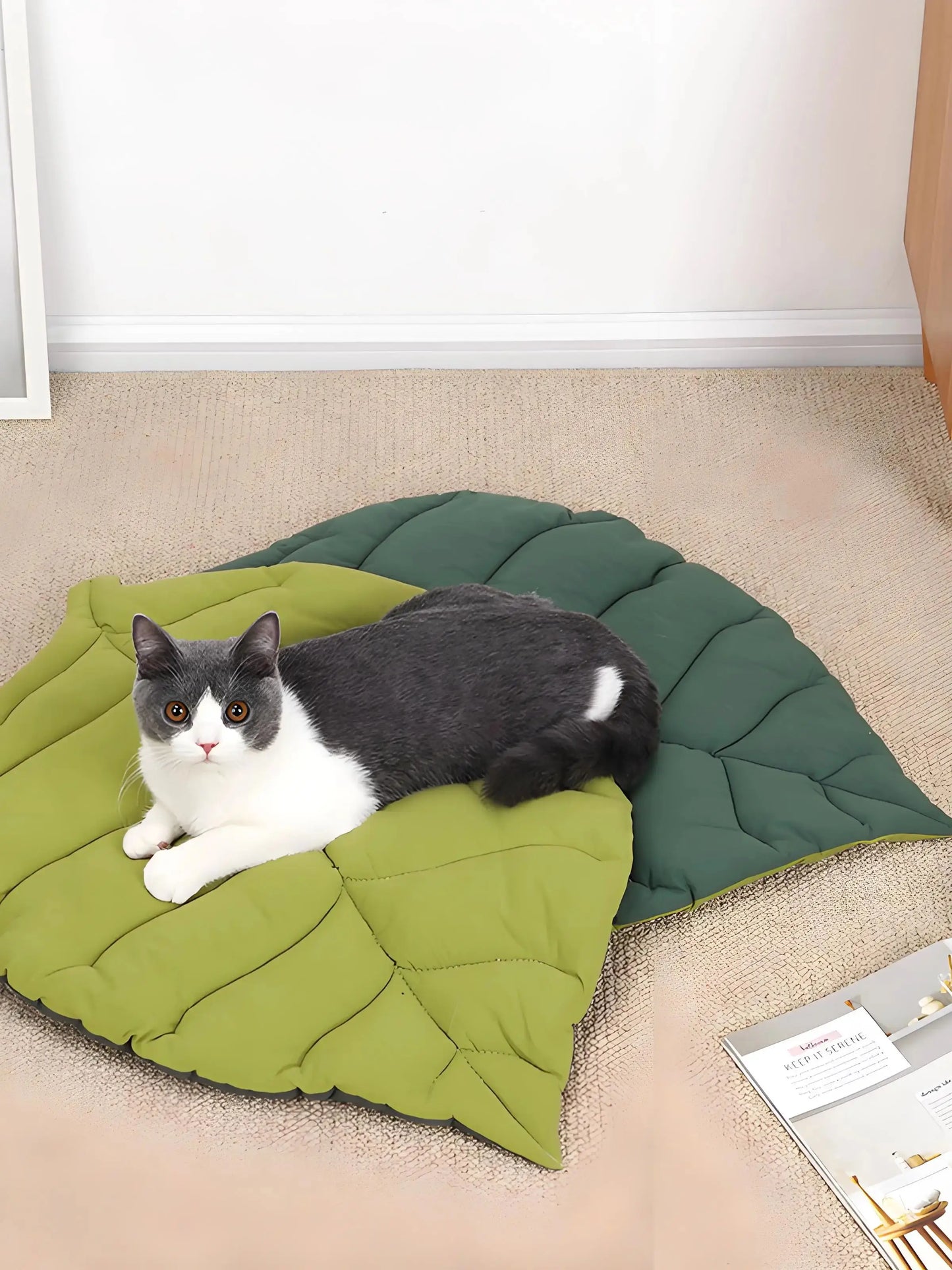 Pet Sleeping Pad - Leaf Design Mat